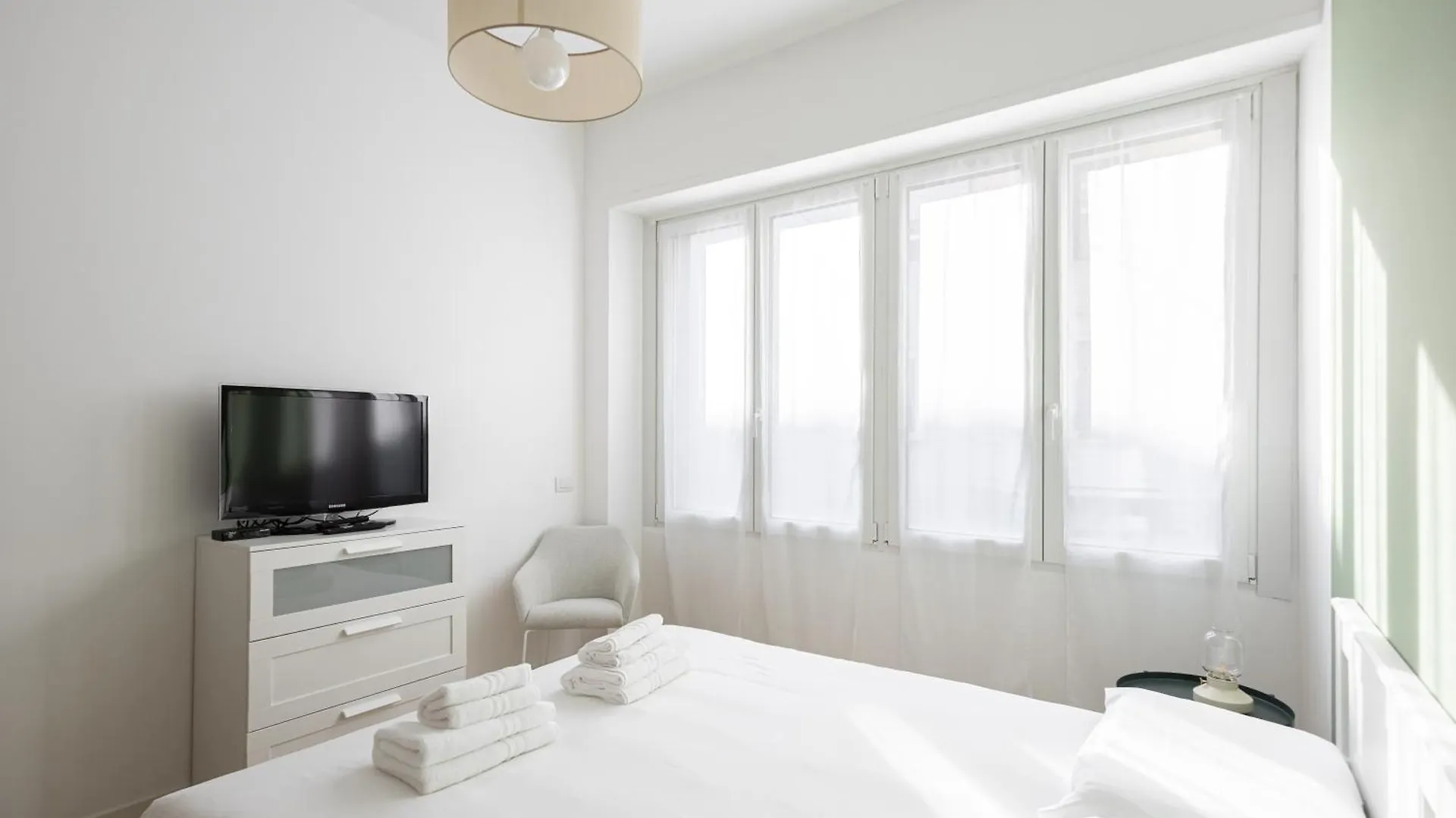 Bilocale Di Design In Zona Chinatown - Sempione Apartment Milan 0*,