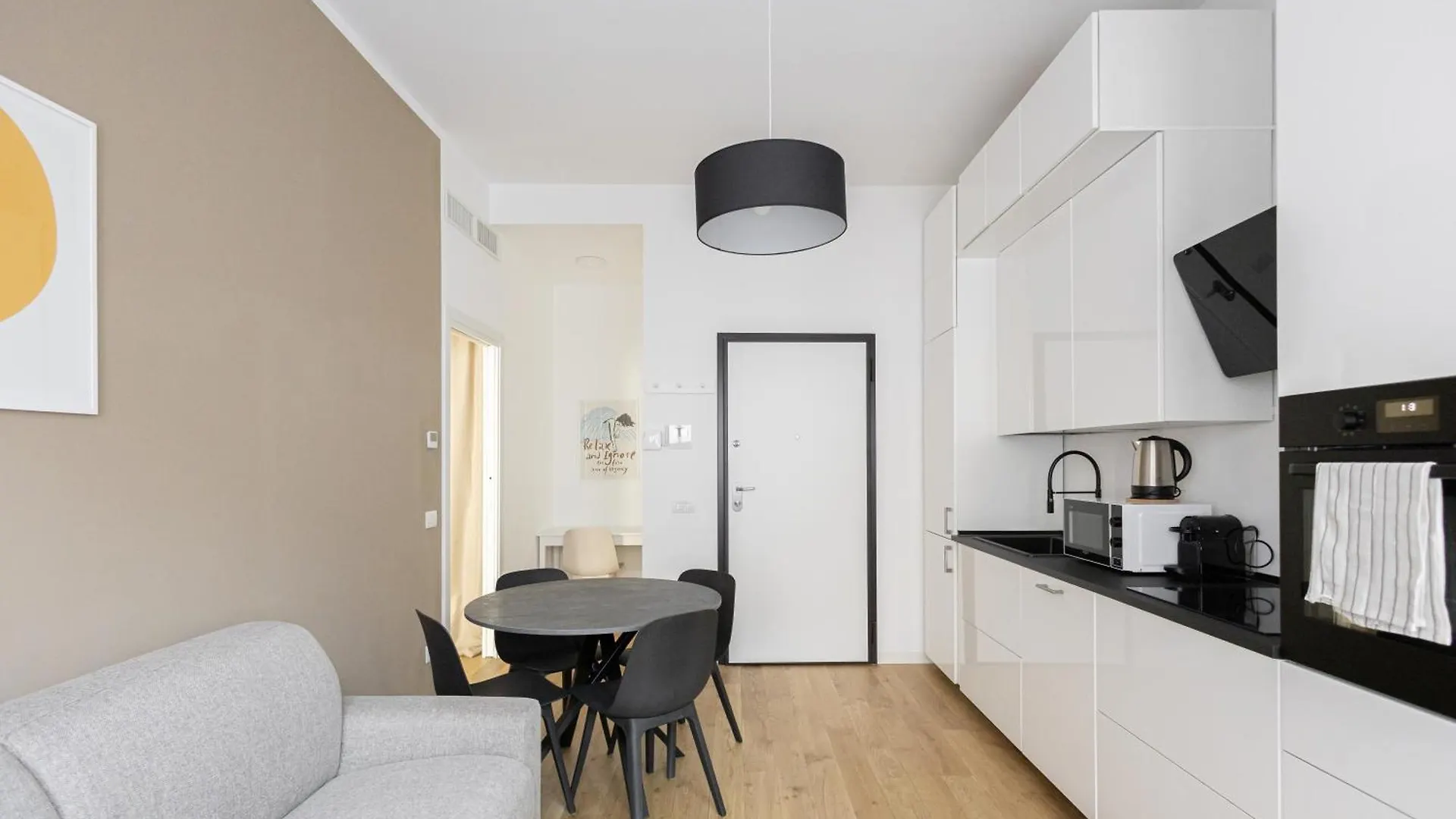 Bilocale Di Design In Zona Chinatown - Sempione Apartment Milan Italy